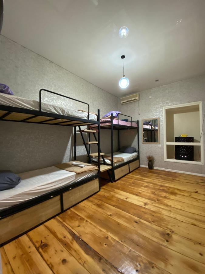 Traveler Hostel Тбилиси Экстерьер фото